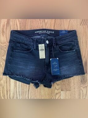 NWT American Eagle Denim Black High-Rise Frayed Hem Shorts
